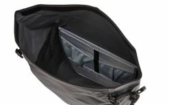Paire De Sacoche THULE Shield Pannier Noir 10 Paire De Sacoche THULE Shield Pannier Noir -Sacoche Vélo Soldes paire de sacoche thule shield pannier noir 8