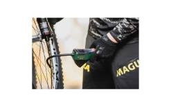 Pompe à Air électrique BOSCH EasyPump Sans Fil 7 Pompe à Air électrique BOSCH EasyPump Sans Fil -Sacoche Vélo Soldes pompe bosch easypump sans fil 3