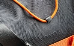 Sacoche De Selle Bikepacking ORTLIEB Seat Pack 16.5L Noir 10 Sacoche De Selle Bikepacking ORTLIEB Seat Pack 16.5L Noir -Sacoche Vélo Soldes sacoche de selle bikepacking ortlieb seat pack 165l noir 4